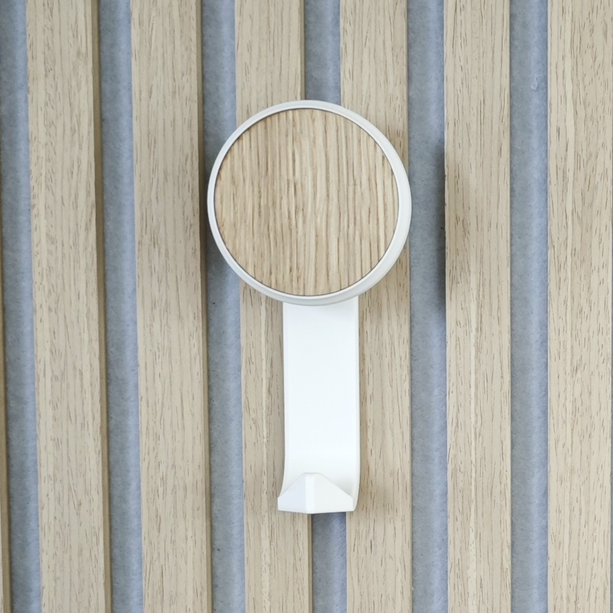 Round Hook/Hanger Oak Wood Veneer for Acoustic Panels - Installation Type: Wall Clip