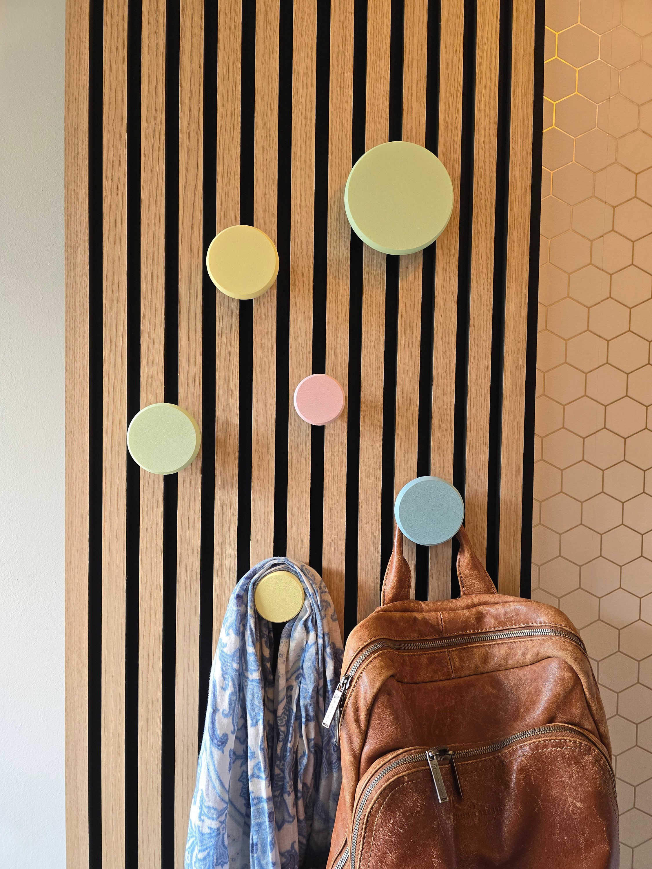 Round Hanger/Hook for Acoustic Panels - Installation type: Wall Clip