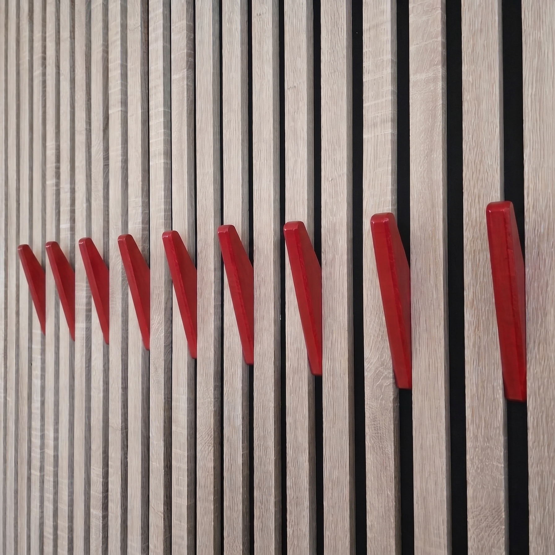 Triangle Hook - Installation: Wall Clip